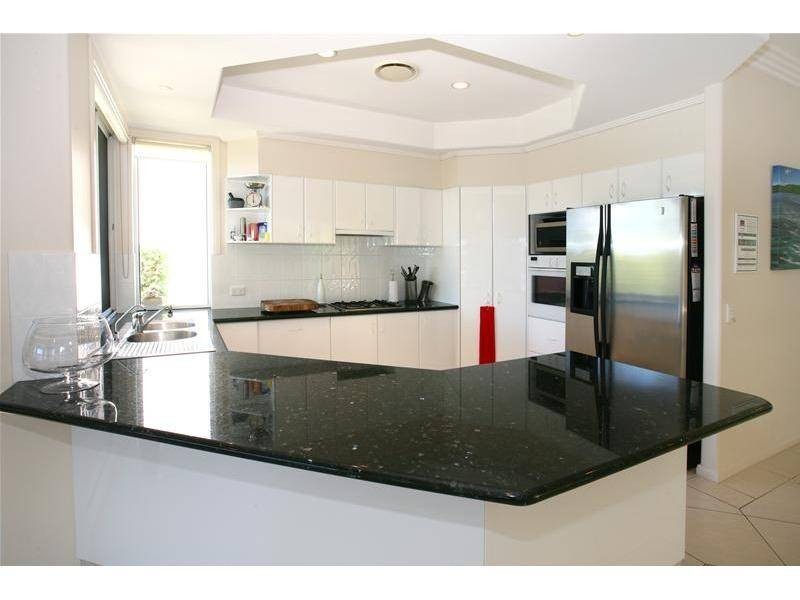 49 Bollard Circuit, Clear Island Waters QLD 4226