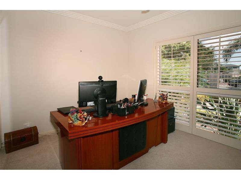 49 Bollard Circuit, Clear Island Waters QLD 4226