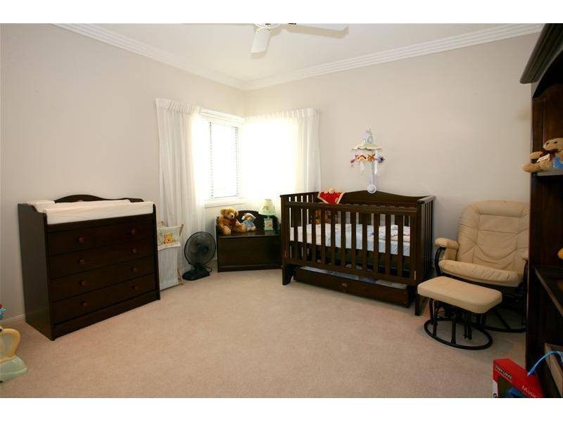 49 Bollard Circuit, Clear Island Waters QLD 4226