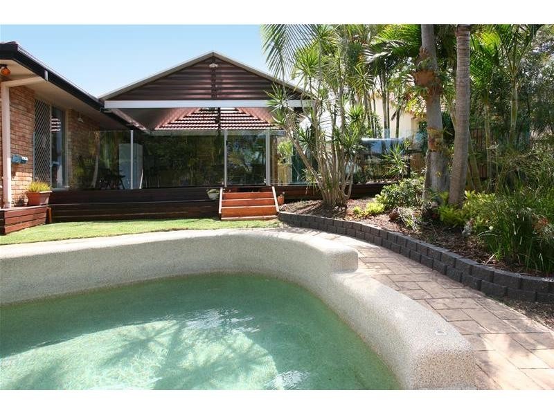 92 Camberwell Circuit, Robina QLD 4226