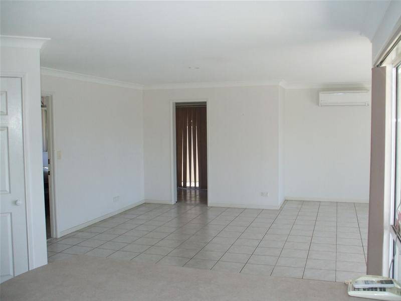 5 Clipper Boulevard, Clear Island Waters QLD 4226