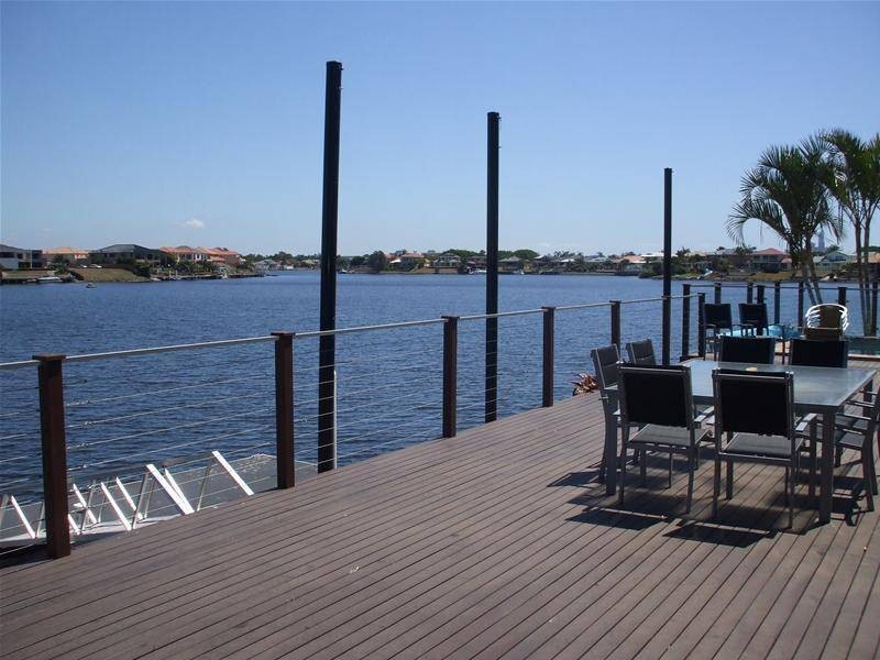 Clear Island Waters QLD 4226