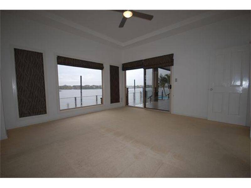 Clear Island Waters QLD 4226