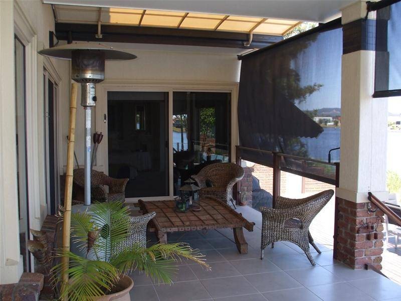 Clear Island Waters QLD 4226