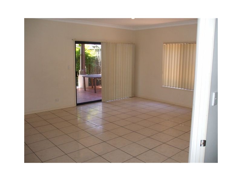 35 Gerona Circuit, Varsity Lakes QLD 4227