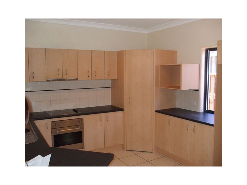 35 Gerona Circuit, Varsity Lakes QLD 4227