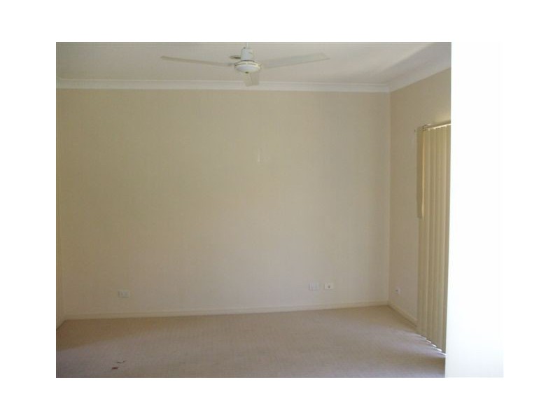 35 Gerona Circuit, Varsity Lakes QLD 4227