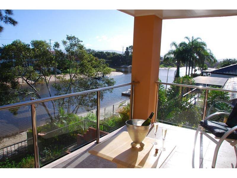 Broadbeach Waters QLD 4218