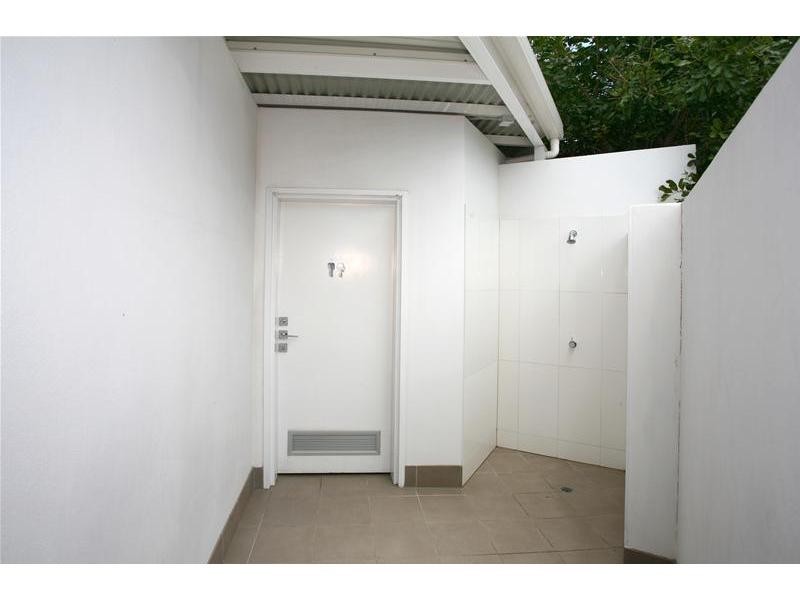 1402/438 Marine Parade, Labrador QLD 4215