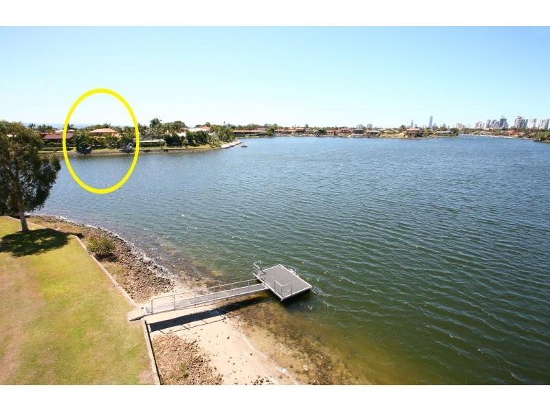 19 Winch Court, Mermaid Waters QLD 4218
