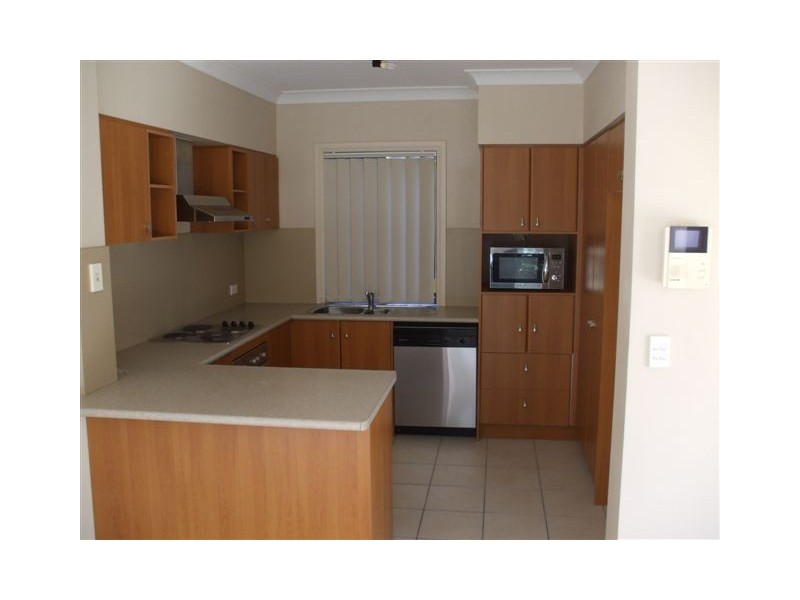 24 Redbud Lane, Robina QLD 4226