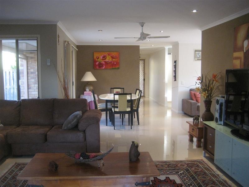 9 Parkside Circuit, Robina QLD 4226