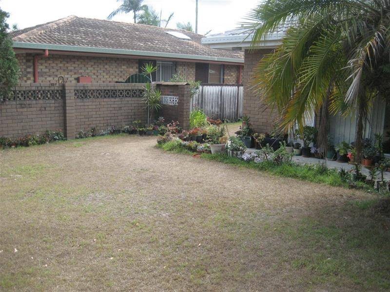 144 Sunshine Boulevard, Mermaid Waters QLD 4218