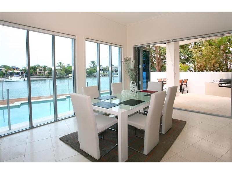 167 Stanhill Drive, Surfers Paradise QLD 4217