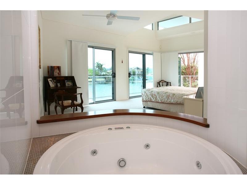 167 Stanhill Drive, Surfers Paradise QLD 4217