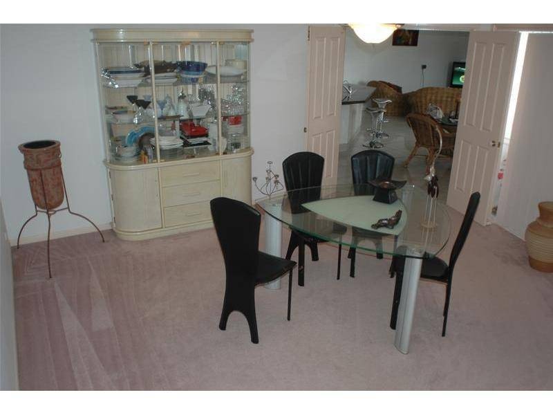 1 Cutwater Close, Clear Island Waters QLD 4226