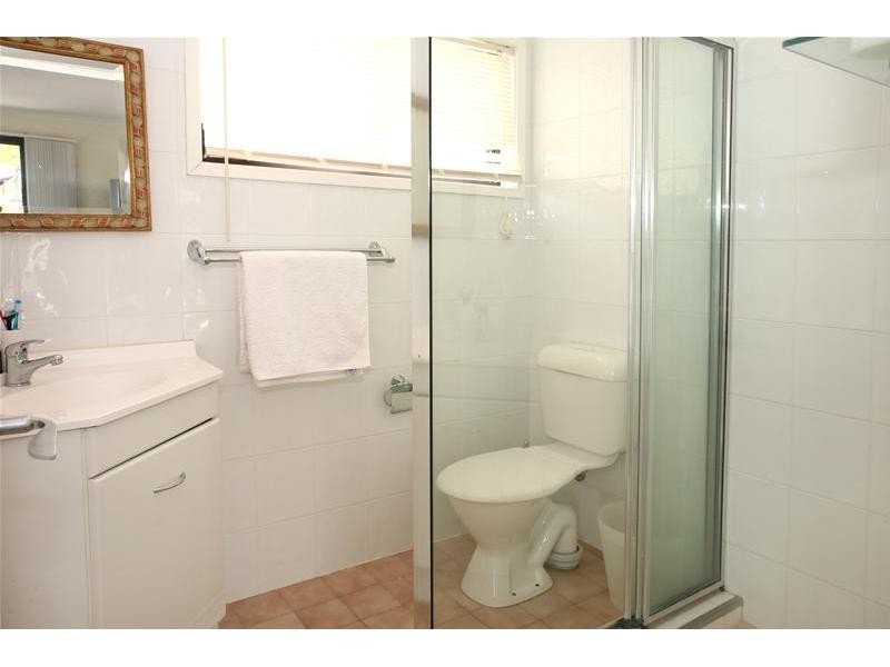 5 Witt Avenue, Carrara QLD 4211