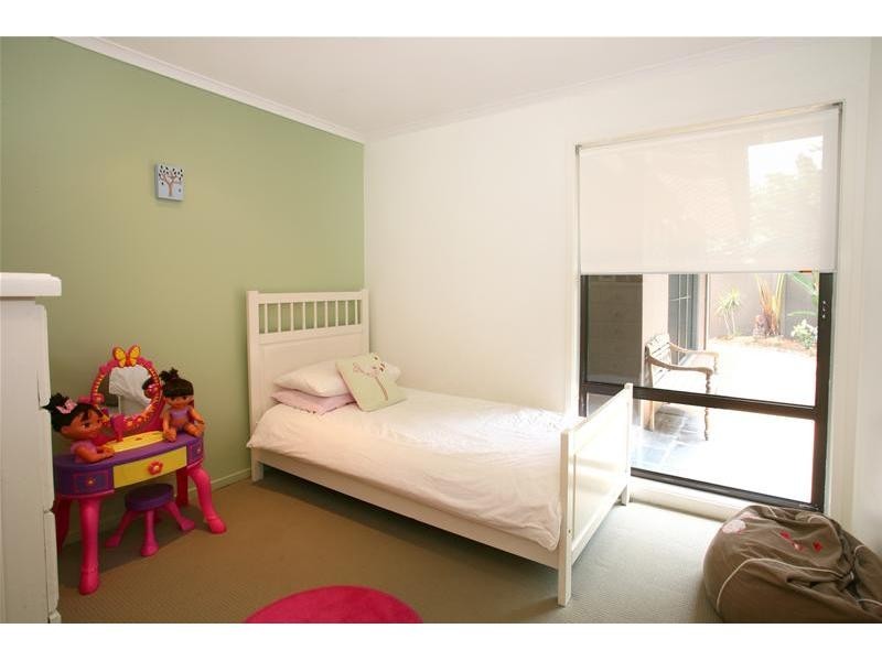 5 Witt Avenue, Carrara QLD 4211