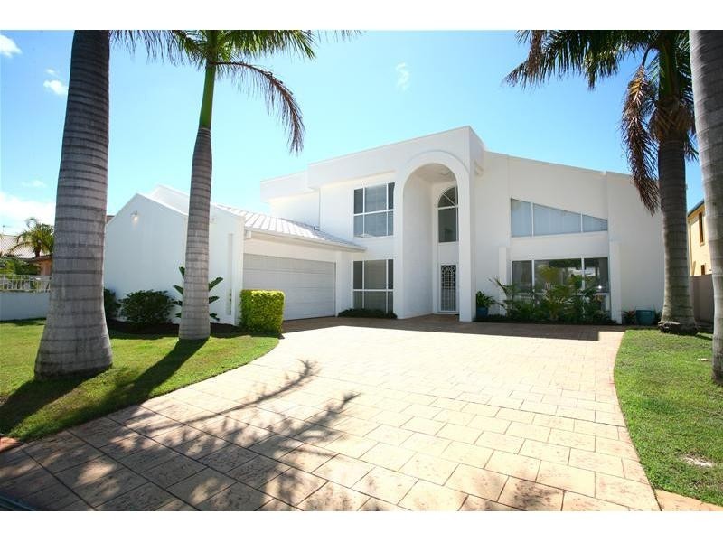 33 Julatten Drive, Robina QLD 4226