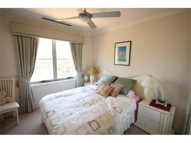 3306 Central Place, Carrara QLD 4211