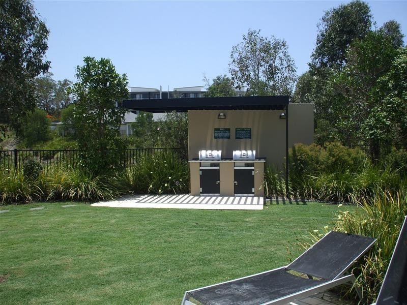 286 Easthill Drive, Robina QLD 4226