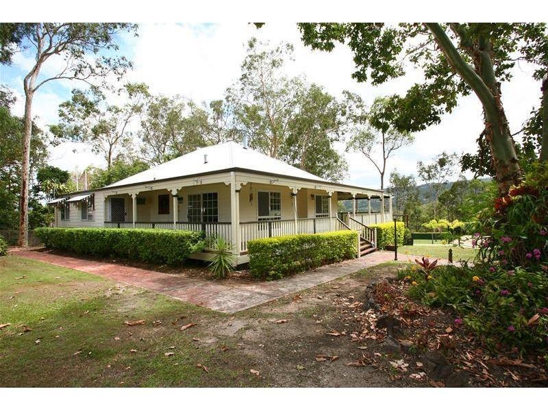 12 Grosvenor Street, Worongary QLD 4213