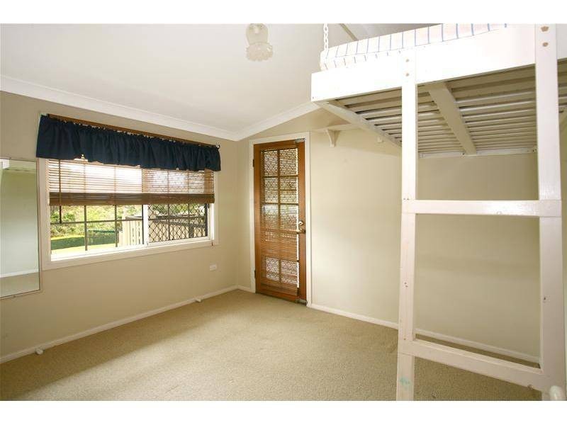 12 Grosvenor Street, Worongary QLD 4213