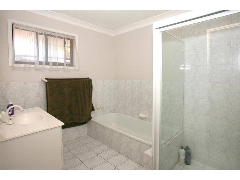 14 Hokitika Street, Broadbeach Waters QLD 4218