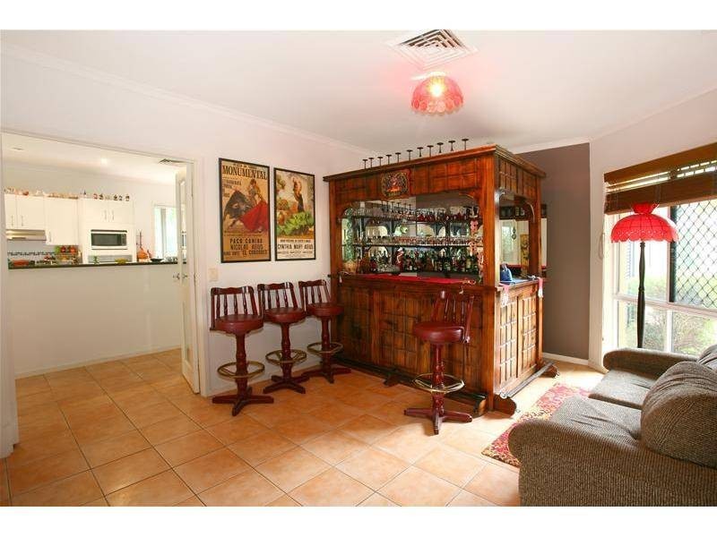 7 Yarraville Street, Robina QLD 4226