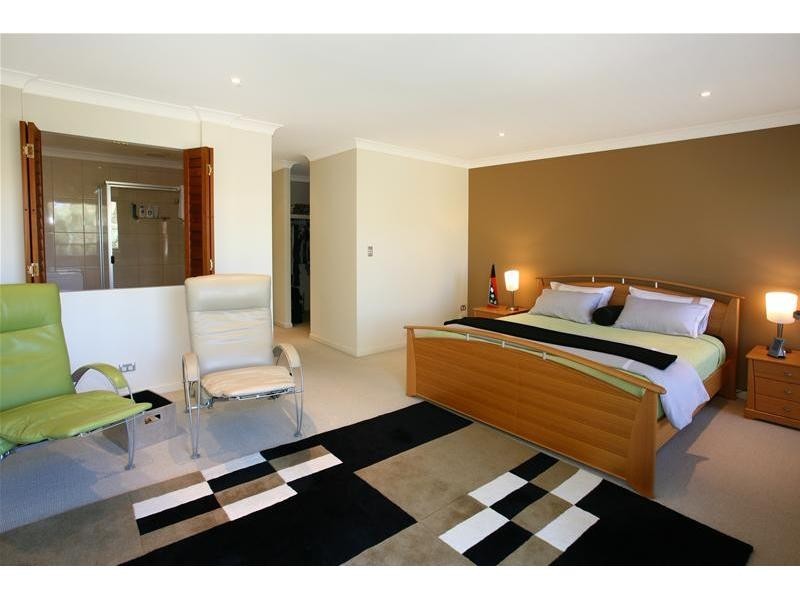 1/6 Parneno Street, Surfers Paradise QLD 4217