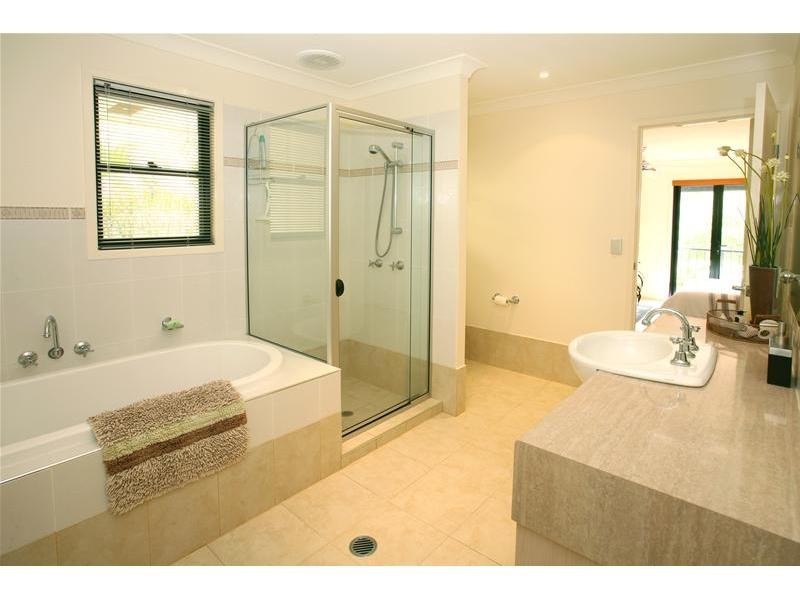 1/6 Parneno Street, Surfers Paradise QLD 4217