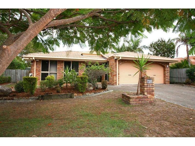 11 Frankston Court, Robina QLD 4226