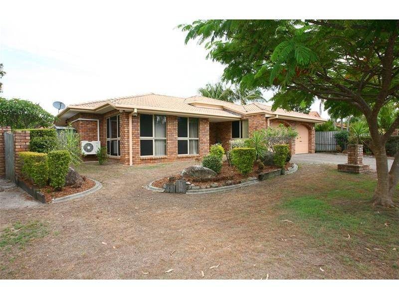 11 Frankston Court, Robina QLD 4226