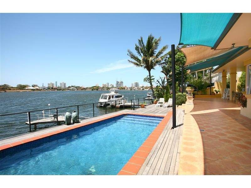 55 Intrepid Drive, Mermaid Waters QLD 4218