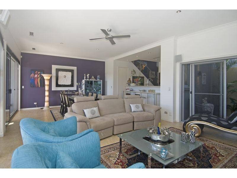 3013 The Boulevarde, Carrara QLD 4211