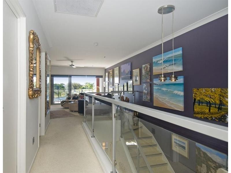 3013 The Boulevarde, Carrara QLD 4211