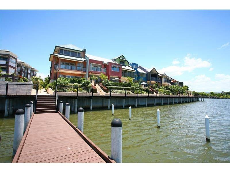 3014 The Boulevarde, Carrara QLD 4211
