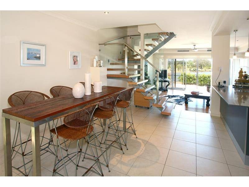 3014 The Boulevarde, Carrara QLD 4211