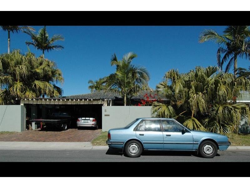 8 Bahia Court, Broadbeach Waters QLD 4218