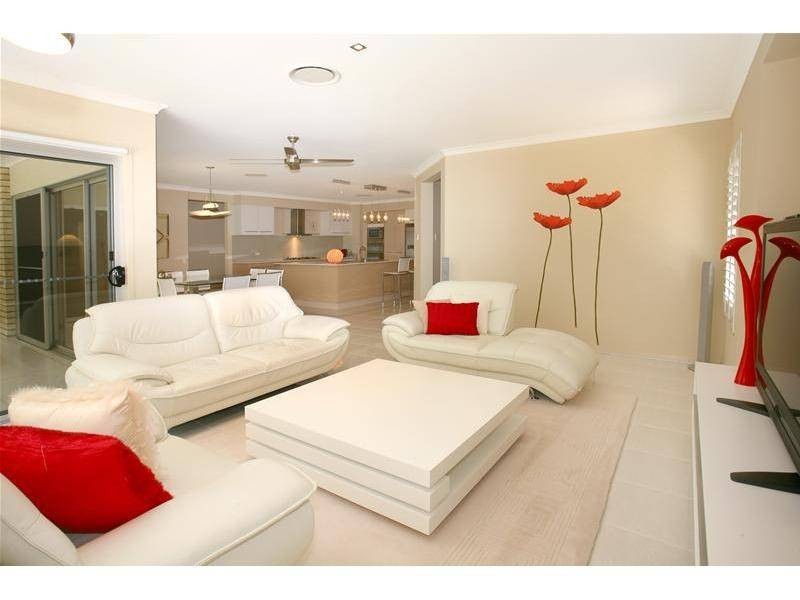 61 Wyangan Valley Way, Mudgeeraba QLD 4213