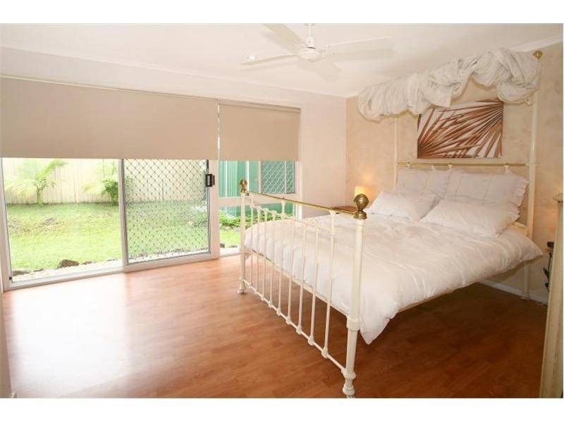 4 Carnoustie Court, Robina QLD 4226