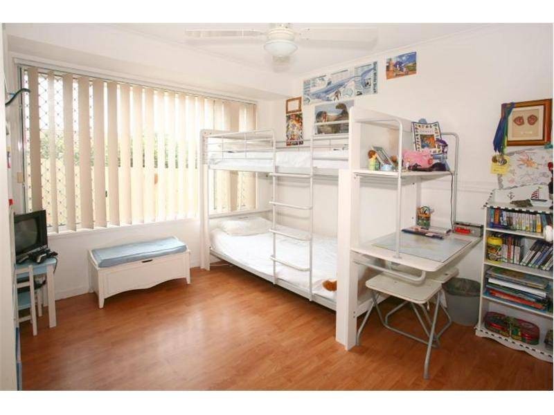 4 Carnoustie Court, Robina QLD 4226
