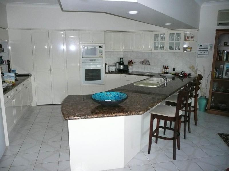 48 Kuranda Crt, Robina QLD 4226