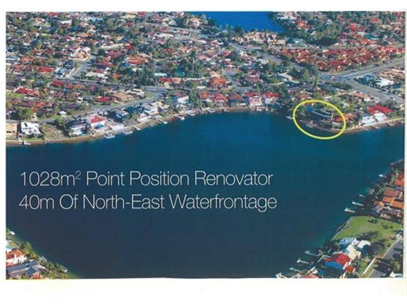 12 Lowanna Court, Mermaid Waters QLD 4218