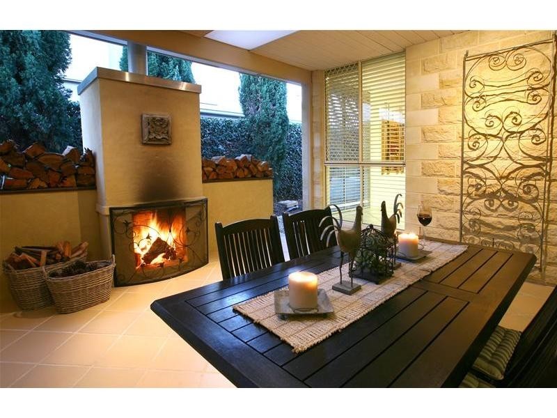 36 Lancelin Drive, Mermaid Waters QLD 4218