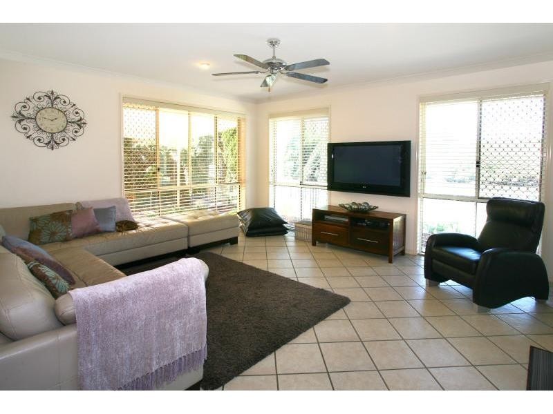 36 Lancelin Drive, Mermaid Waters QLD 4218