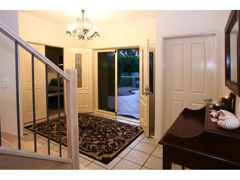 36 Lancelin Drive, Mermaid Waters QLD 4218