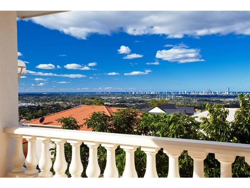 7 Mercure Place, Highland Park QLD 4211