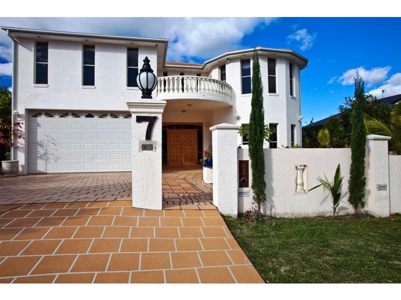 7 Mercure Place, Highland Park QLD 4211