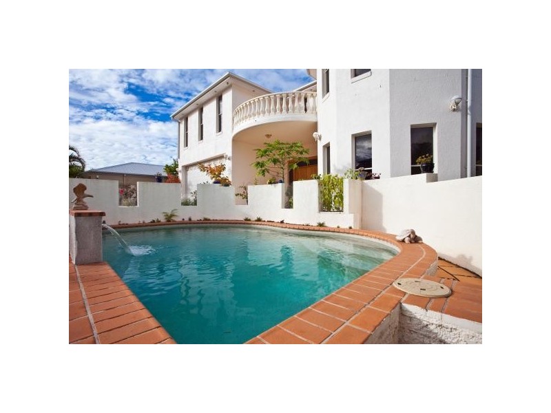7 Mercure Place, Highland Park QLD 4211